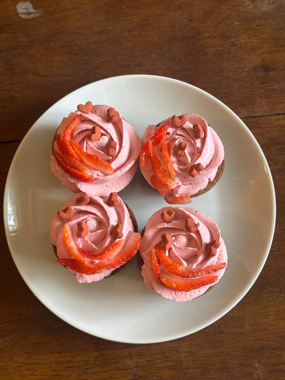 Paw-lentine’s Pupcakes